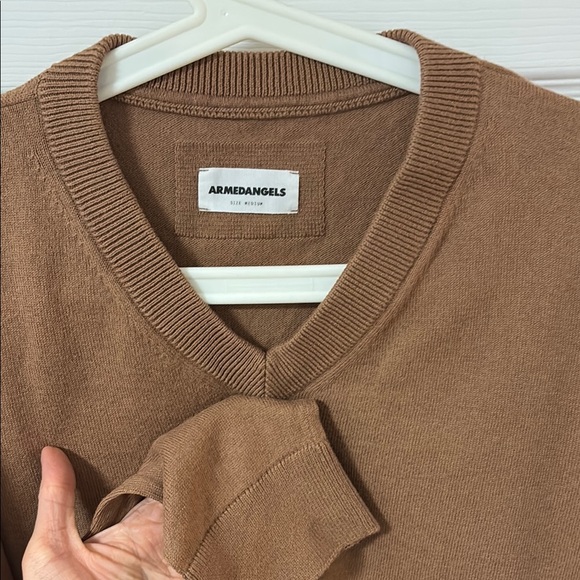 Armed Angels Wool Blend Men's Brown V-Neck Sweater - Picture 3 of 4